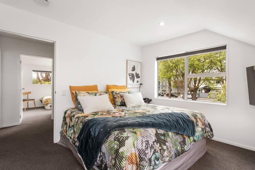 Convenient Urban Townhouse 2 Carparks Available Apartment Christchurch Exterior photo