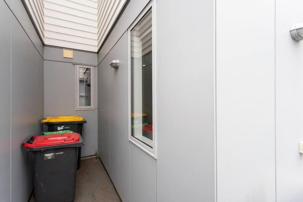Convenient Urban Townhouse 2 Carparks Available Apartment Christchurch Exterior photo